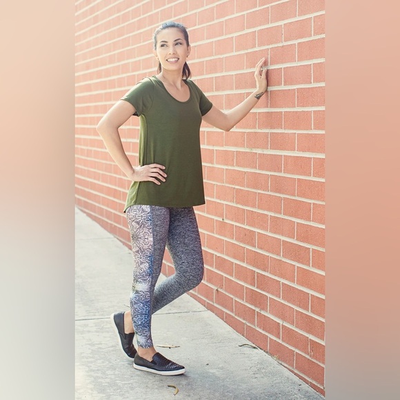 Jordan Blue and Gray Dynamic Design Athletic Pants - Picture 3 of 3